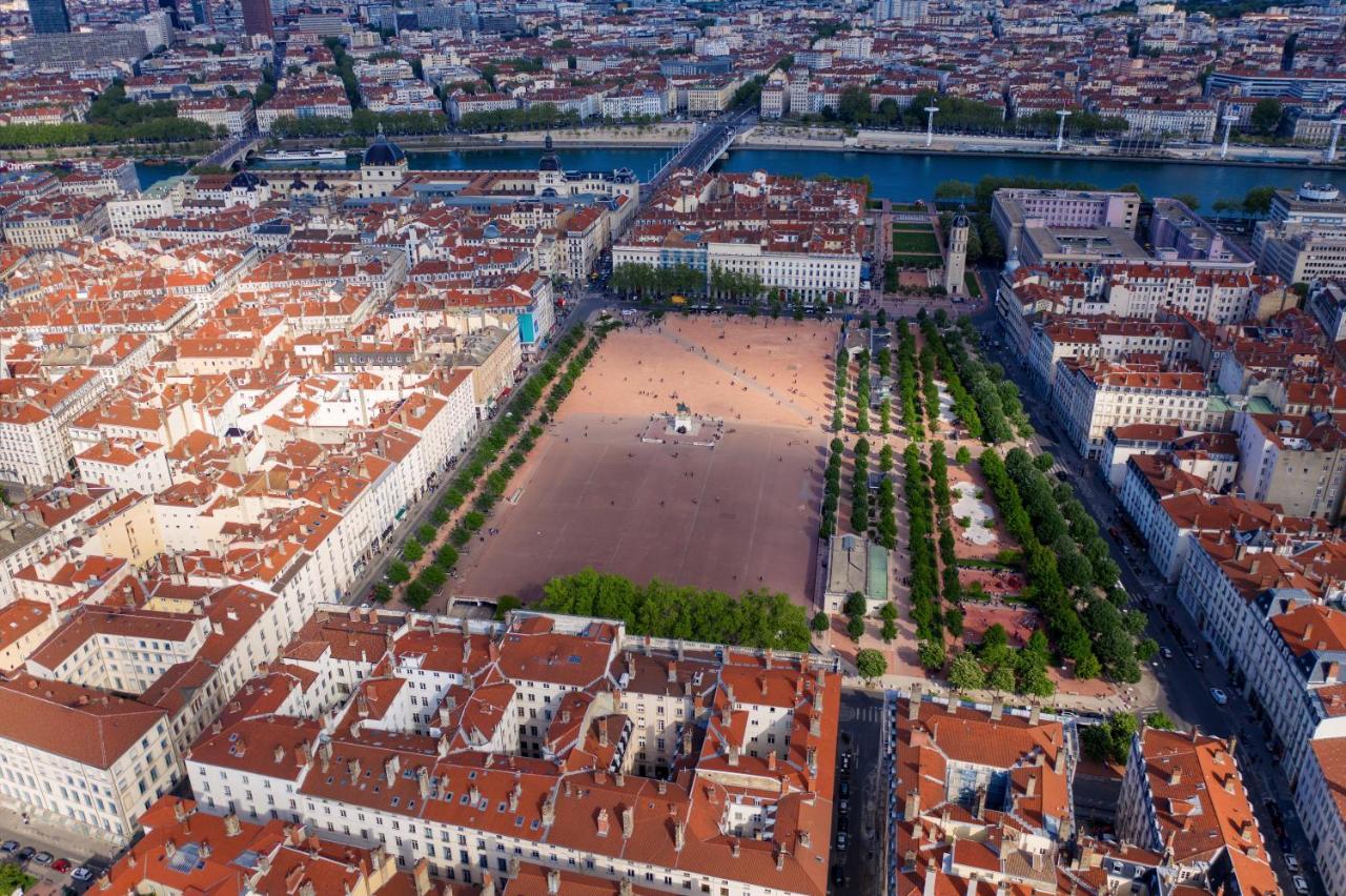 B&B J'Irais Dormir A Lyon Zewnętrze zdjęcie